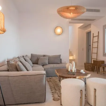 Seasterni * Isterni (Paros)