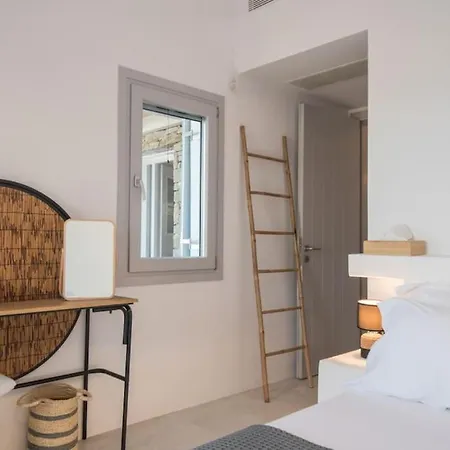 Villa Seasterni Isterni (Paros)