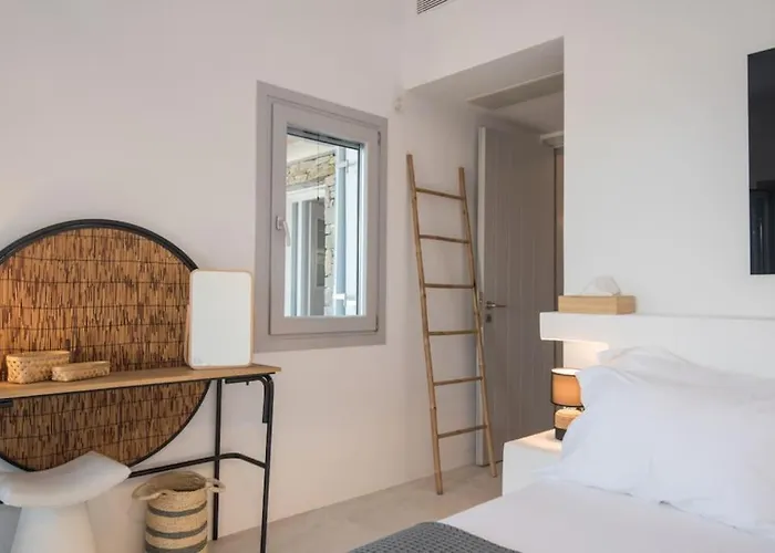 Willa Seasterni Isterni (Paros)