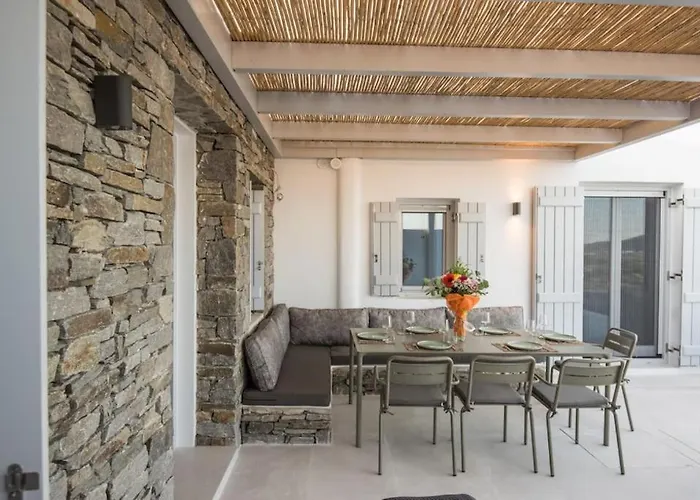 Willa Seasterni Isterni (Paros)